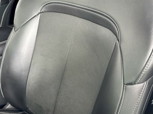 Used 2023 Jeep Grand Cherokee Altitude image 18