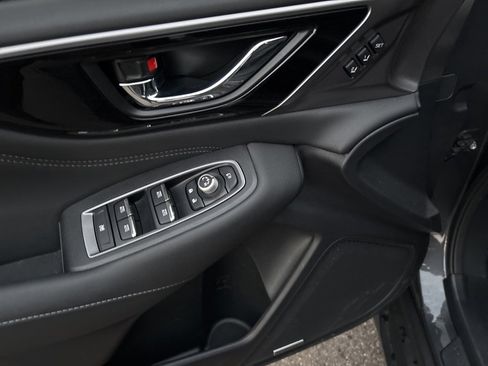 Used 2024 Subaru Outback Touring XT image 11