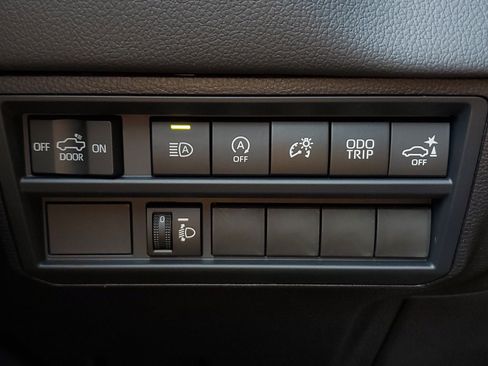 New 2026 Toyota Tundra Limited AWD/4WD image 31