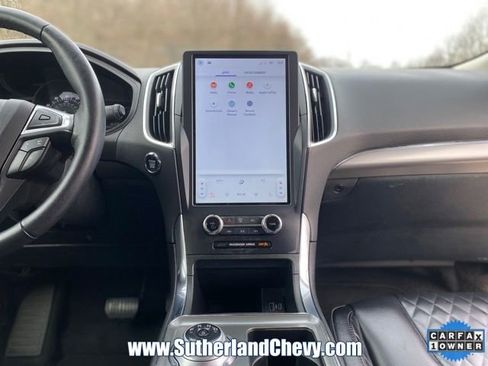 Used 2024 Ford Edge Titanium image 26
