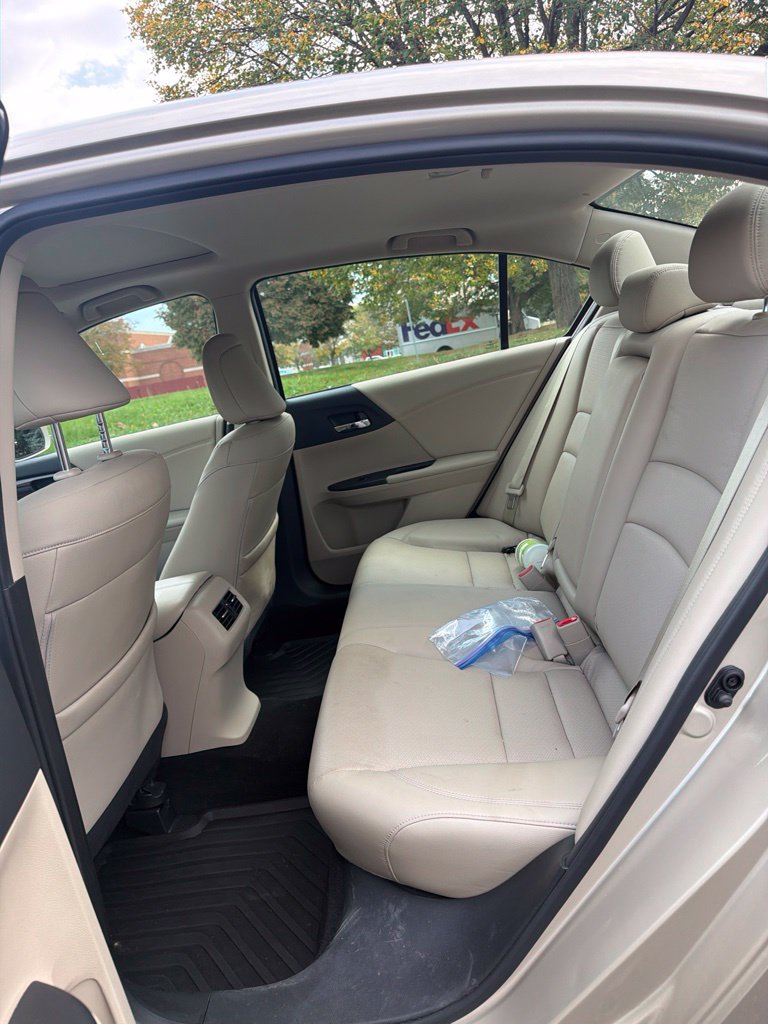 Used 2017 Honda Accord EX-L image 28