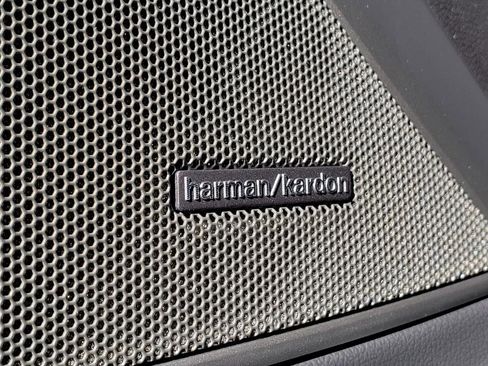 New 2026 BMW 330i xDrive Sedan w/ M Sport Package image 11