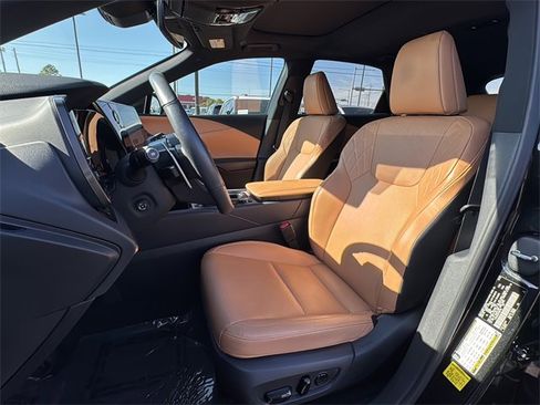 Used 2023 Lexus RX 350 Premium image 15