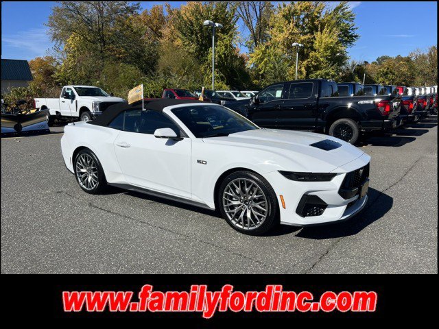 Used 2025 Ford Mustang GT Premium RWD image 1