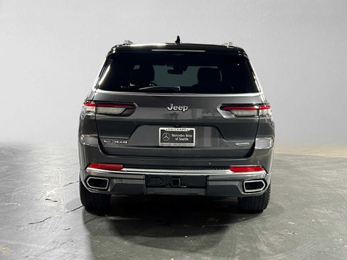 Used 2022 Jeep Grand Cherokee L Summit w/ Advanced Protech Group IV AWD/4WD image 4