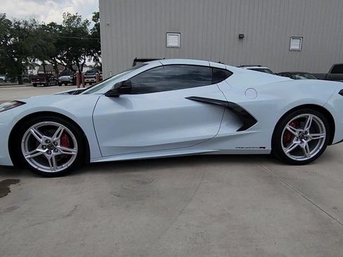 Used 2022 Chevrolet Corvette Stingray Preferred Cpe RWD image 5