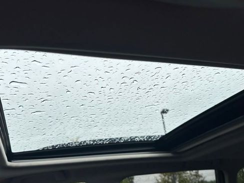 Used 2024 Subaru Forester Premium image 21