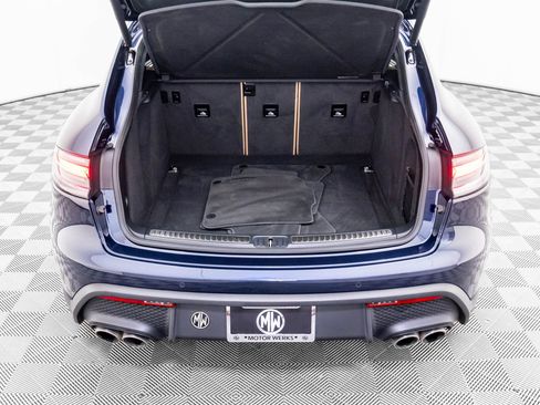 Certified 2022 Porsche Macan S image 34