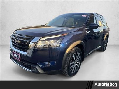 Used 2022 Nissan Pathfinder Platinum w/ Cargo Package