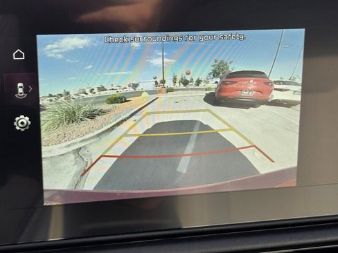 New 2025 Kia Niro EX image 13