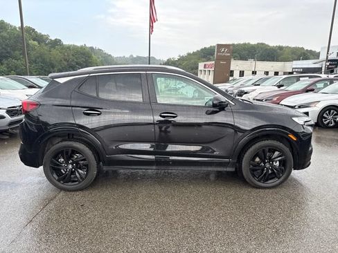 Used 2025 Buick Encore GX Sport Touring AWD/4WD image 6
