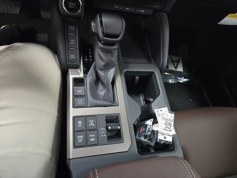 New 2026 Toyota Land Cruiser Base image 27