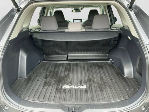 Certified 2024 Toyota RAV4 XLE w/ Convenience Package AWD/4WD image 17