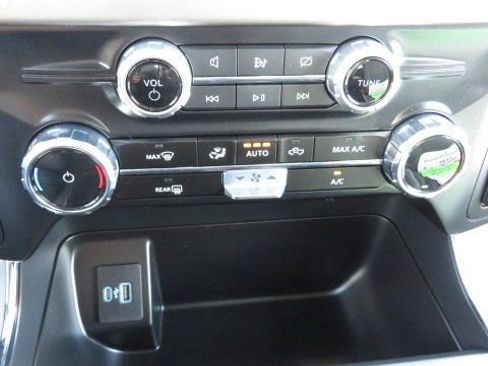 Used 2024 Ford F150 XLT w/ Mobile Office Package image 19