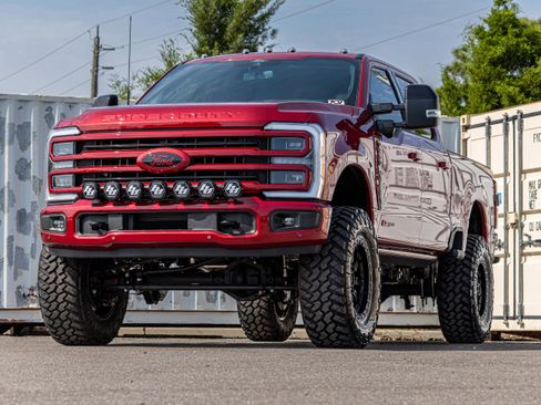 New 2026 Ford F250 Platinum w/ Tremor Off-Road Package AWD/4WD image 8