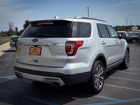 Used 2016 Ford Explorer Platinum AWD/4WD image 37