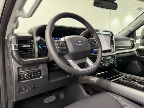 New 2026 Ford F250 Lariat w/ Black Appearance Package image 19