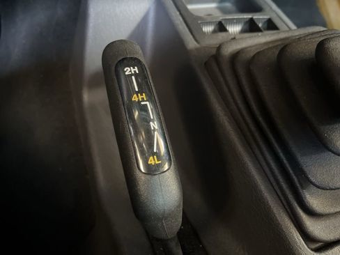 Used 2003 Jeep Wrangler Rubicon image 40