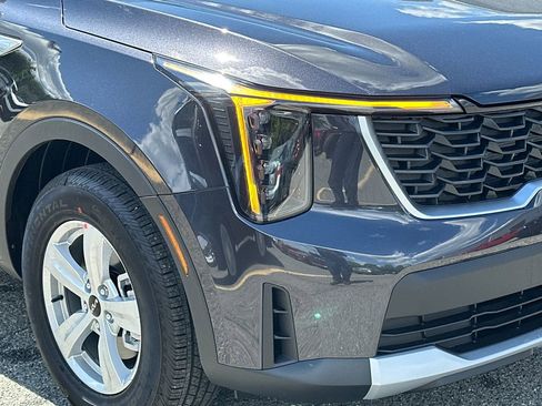 New 2026 Kia Sorento LX FWD image 10
