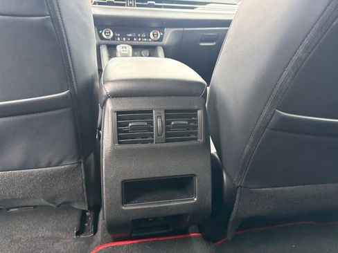 Used 2024 Mitsubishi Outlander SEL AWD/4WD image 28