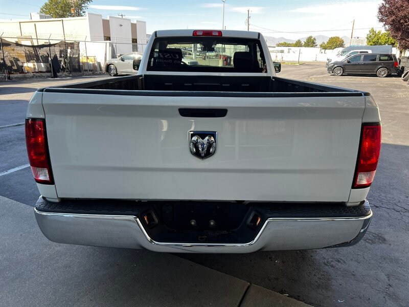 Used 2022 RAM 1500 Classic SLT AWD/4WD image 6