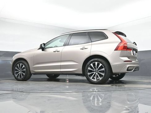 Used 2024 Volvo XC60 B5 Plus w/ Climate Package AWD/4WD image 14