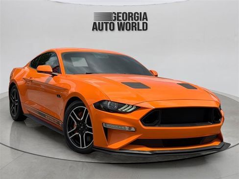 Used 2020 Ford Mustang GT Premium w/ Equipment Group 401A RWD image 10