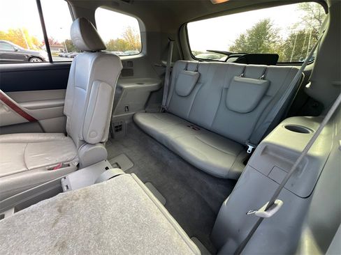 Used 2010 Toyota Highlander Limited image 40