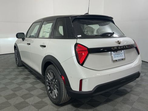 New 2026 MINI Cooper S image 8