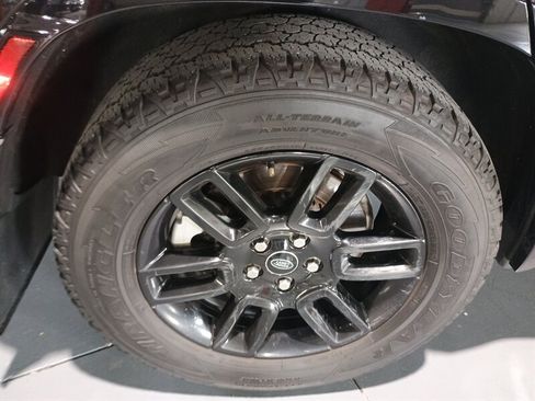 Used 2022 Land Rover Defender 110 X-Dynamic SE AWD/4WD image 56
