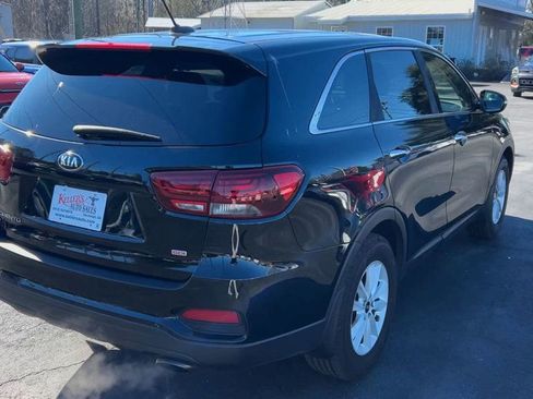 Used 2019 Kia Sorento L image 8