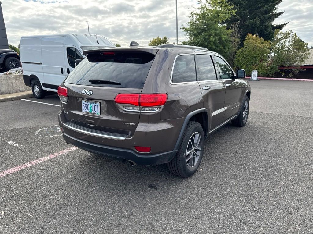 Used 2018 Jeep Grand Cherokee Limited w/ Luxury Group II AWD/4WD image 8