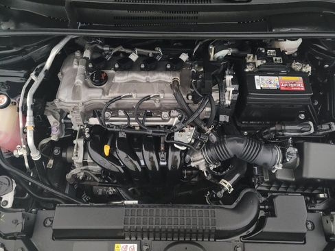 Used 2021 Toyota Corolla LE w/ LE Convenience Package FWD image 30