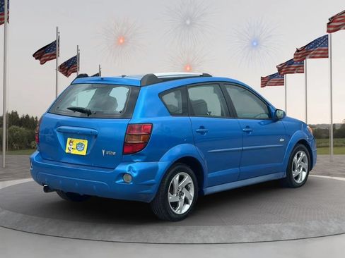 Used 2008 Pontiac Vibe w/ Sport Package FWD image 7