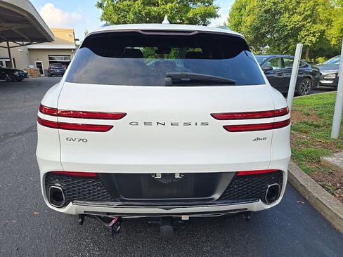 Used 2024 Genesis GV70 2.5T w/ Advanced Package AWD/4WD image 7