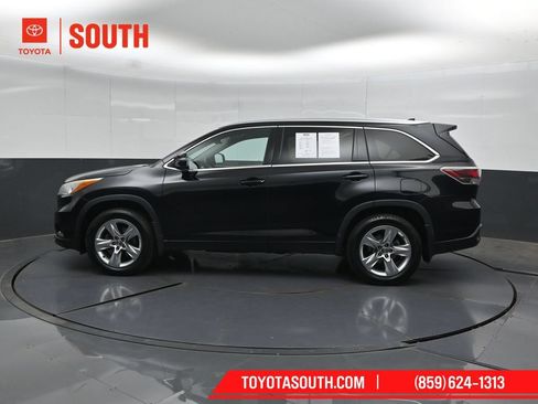Used 2016 Toyota Highlander Limited AWD/4WD image 7