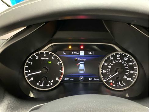 Used 2024 Nissan Murano SL image 16