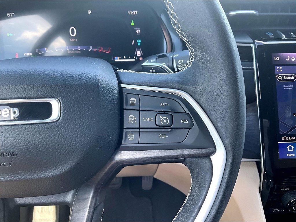 Used 2023 Jeep Grand Cherokee 4WD 4xe image 24