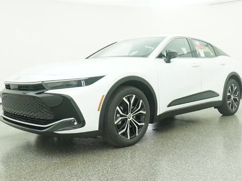 New 2026 Toyota Crown XLE image 17