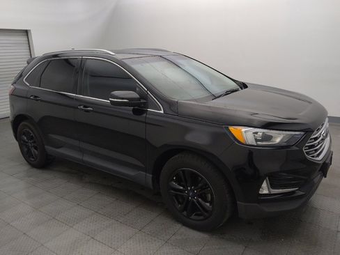 Used 2020 Ford Edge SEL w/ Convenience Package FWD image 11