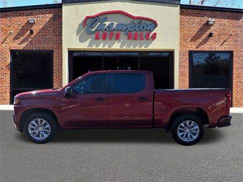 Used 2022 Chevrolet Silverado 1500 Custom w/ Safety Confidence Package image 8