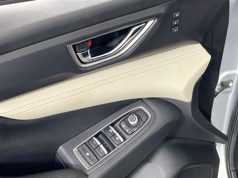 Used 2022 Subaru Ascent Limited w/ Technology Package image 18
