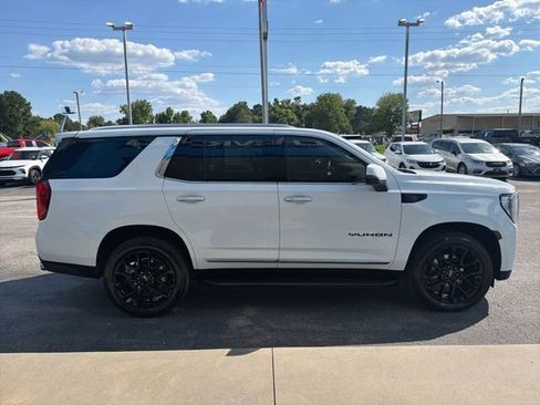 Used 2024 GMC Yukon Denali AWD/4WD image 6