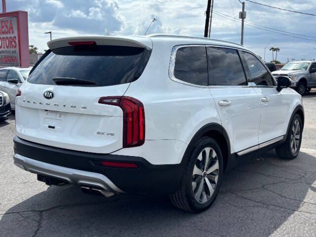 Used 2020 Kia Telluride EX w/ EX Premium Package FWD image 3
