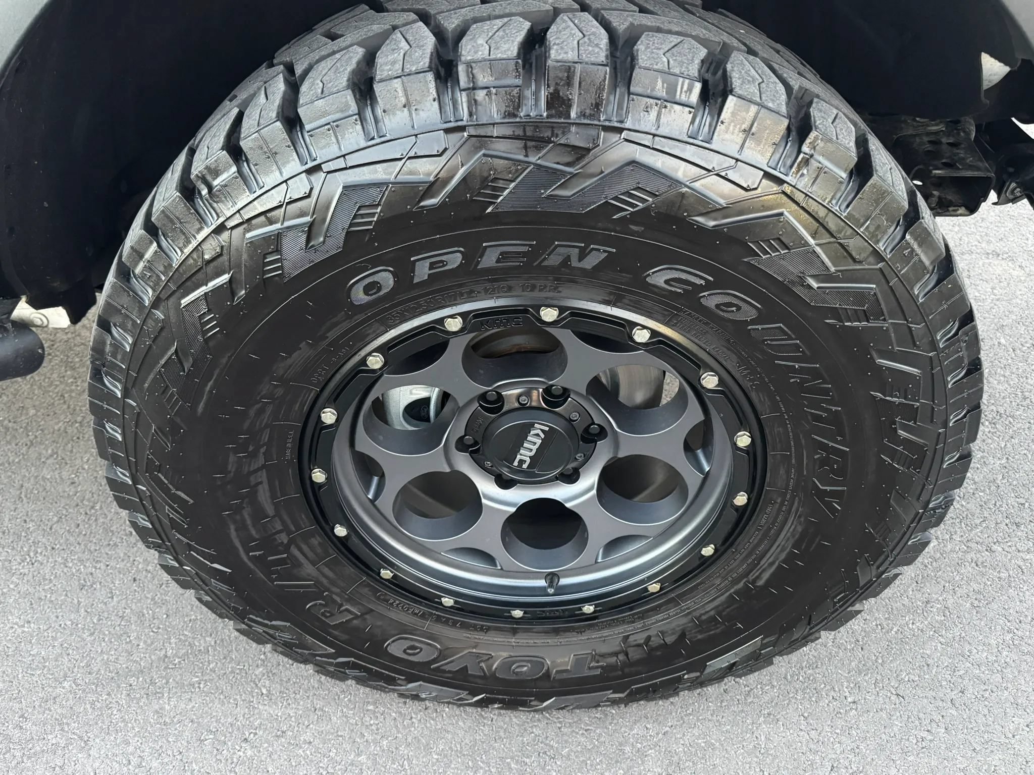 Used 2023 Ford Bronco Wildtrak AWD/4WD image 14