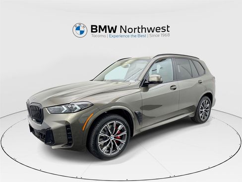 New 2026 BMW X5 xDrive40i w/ M Sport Package AWD/4WD image 1