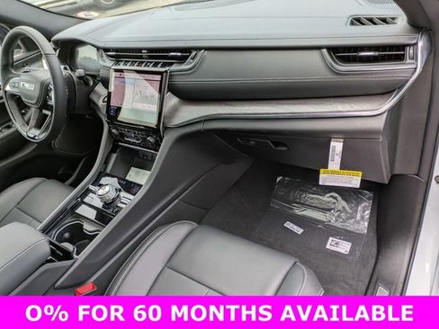 New 2025 Jeep Grand Cherokee L Overland w/ Advanced Protech Group III AWD/4WD image 33
