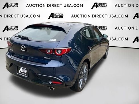 Used 2024 MAZDA MAZDA3 s image 13