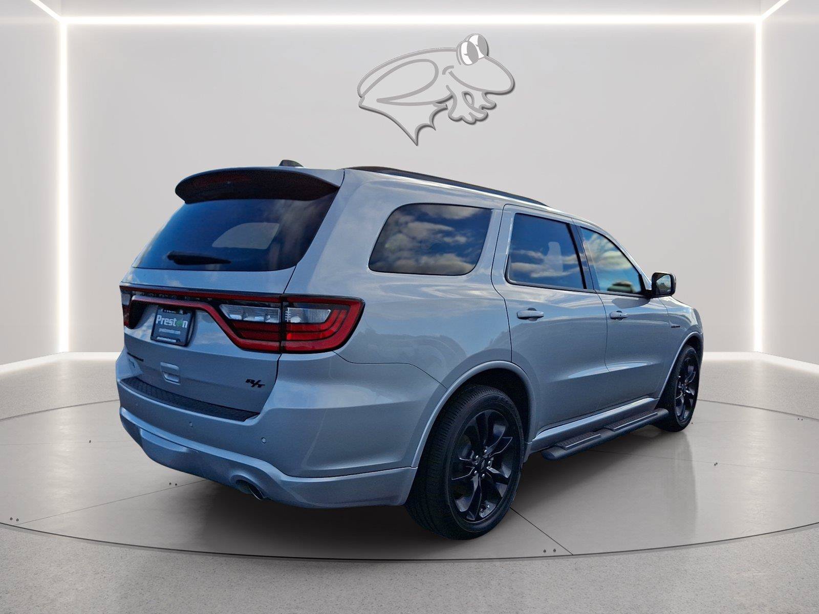 Used 2024 Dodge Durango R/T w/ Blacktop Package RWD image 5