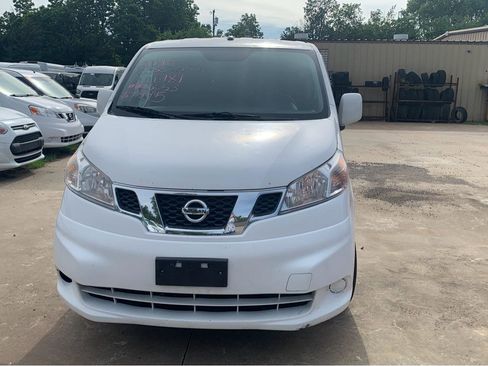 Used 2015 Nissan NV200 SV w/ Technology Package FWD image 18